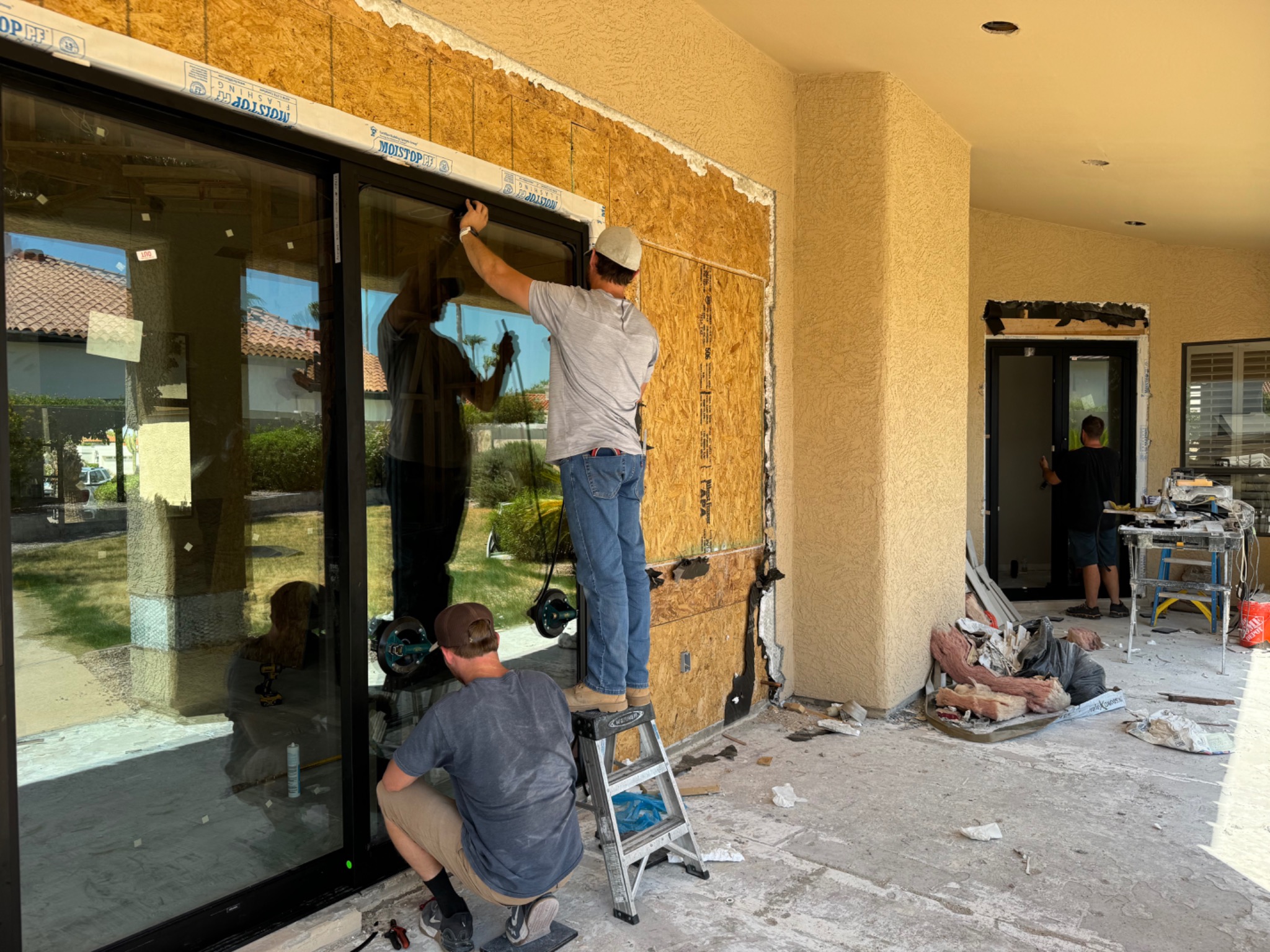 A 16-foot opening to the outdoors: during the remodel